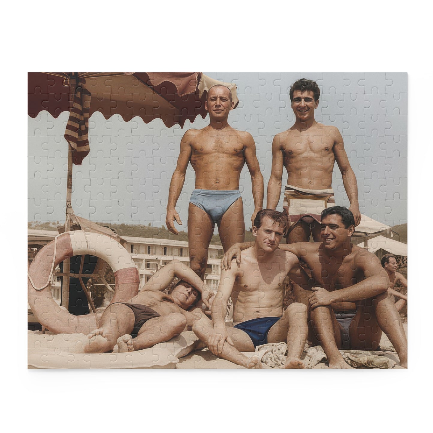 Sunlit Beach Club Companions | Restored Historical Jigsaw Puzzle | nager 033