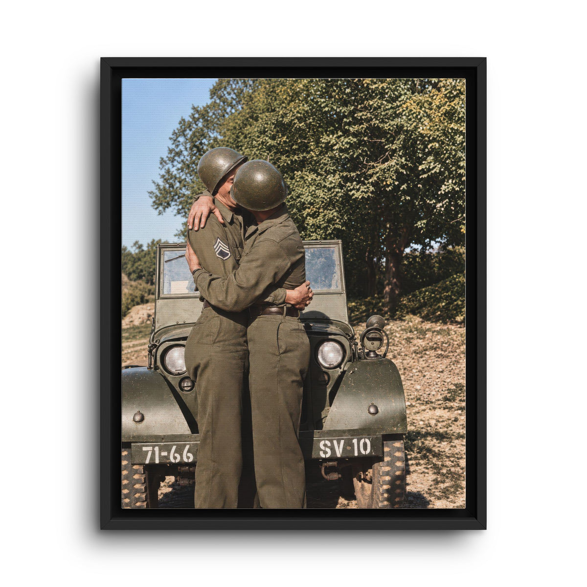 paire 065 | Framed Vintage Photo - Matte Canvas