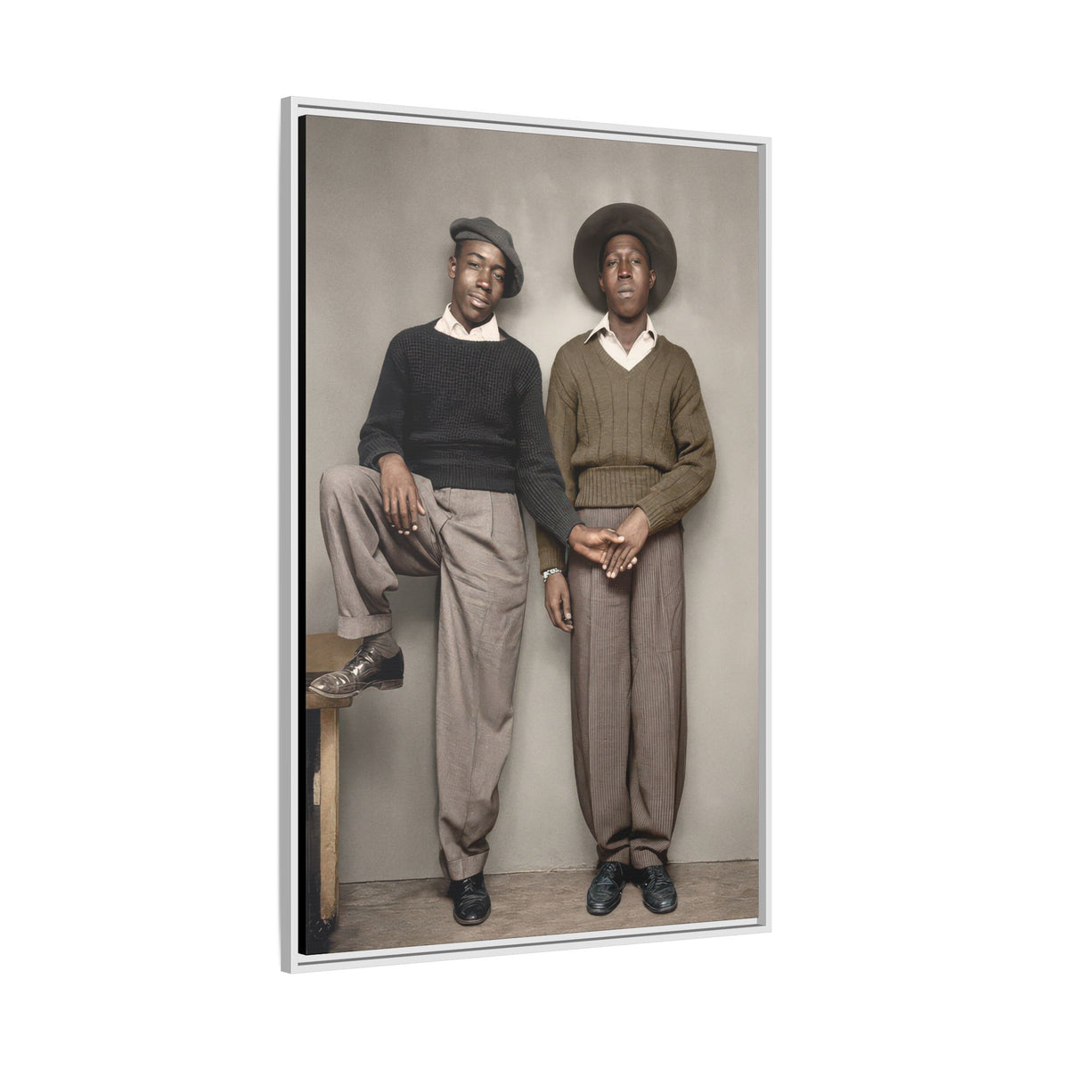 paire 161 | Framed Vintage Photo - Matte Canvas