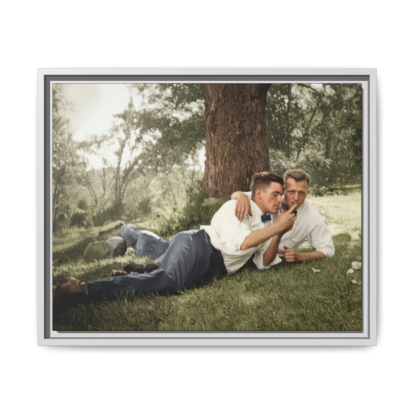 paire 137 | Framed Vintage Photo - Matte Canvas