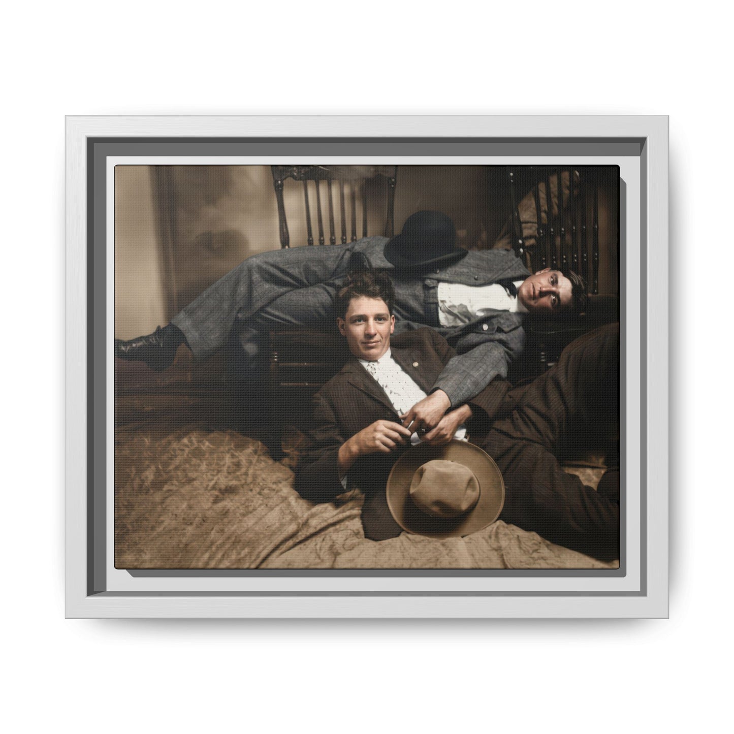 paire 020 | Framed Vintage Photo - Matte Canvas