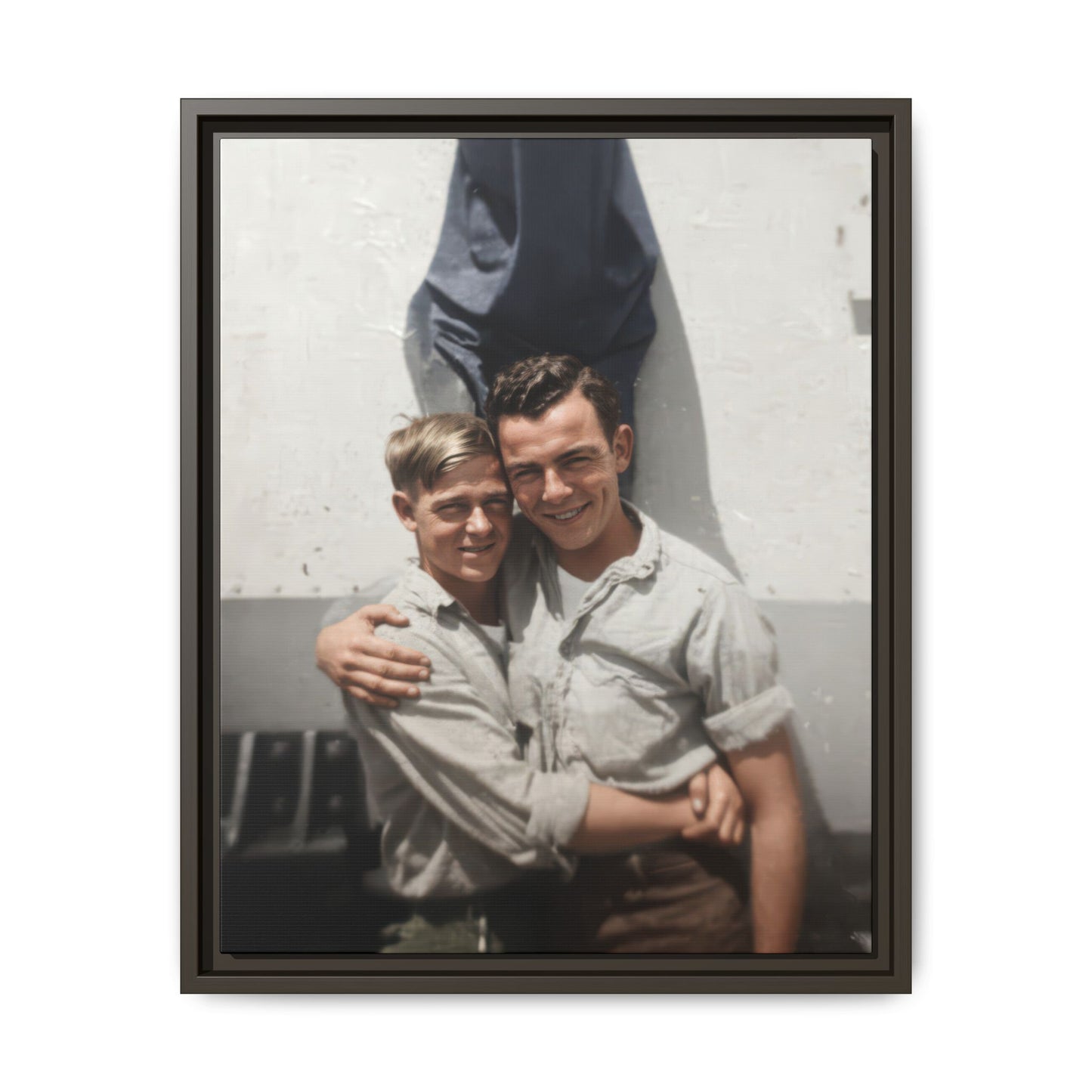 paire 136 | Framed Vintage Photo - Matte Canvas