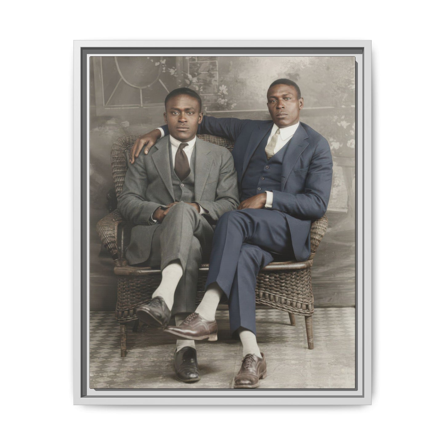 paire 112 | Framed Vintage Photo - Matte Canvas
