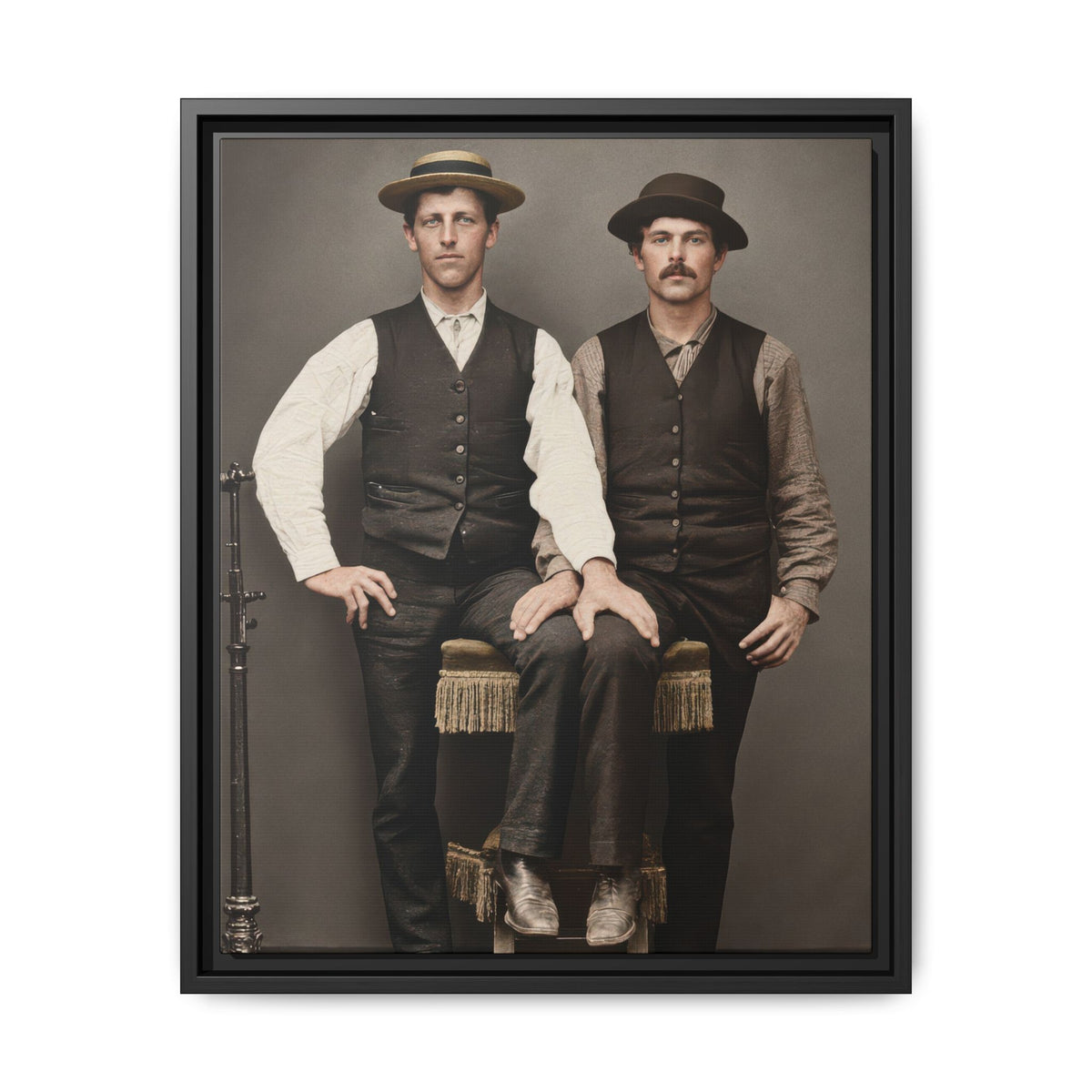paire 163 | Framed Vintage Photo - Matte Canvas