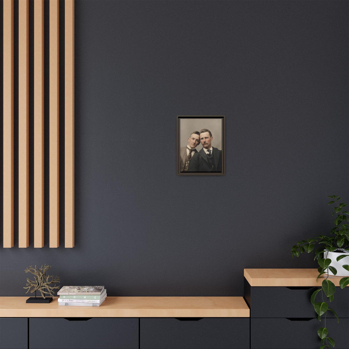 paire 121 | Framed Vintage Photo - Matte Canvas
