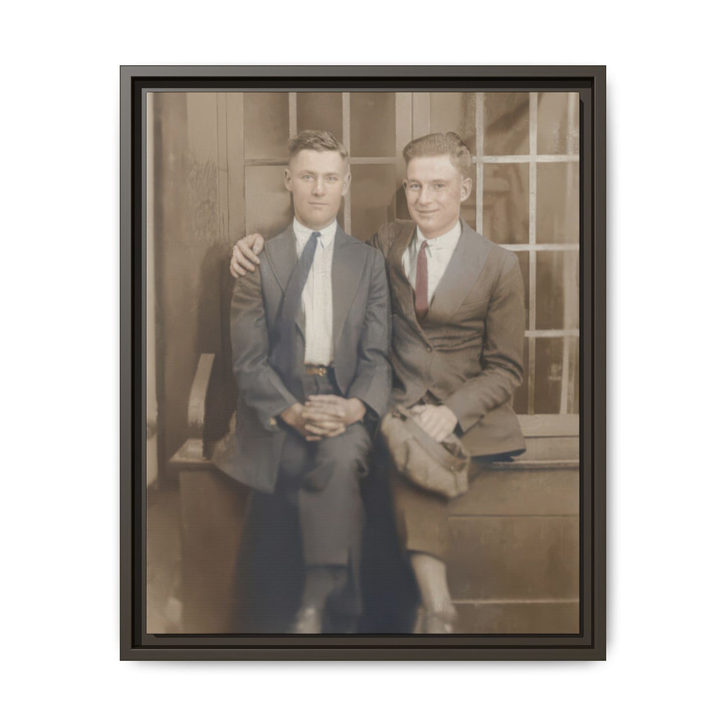 paire 105 | Framed Vintage Photo - Matte Canvas