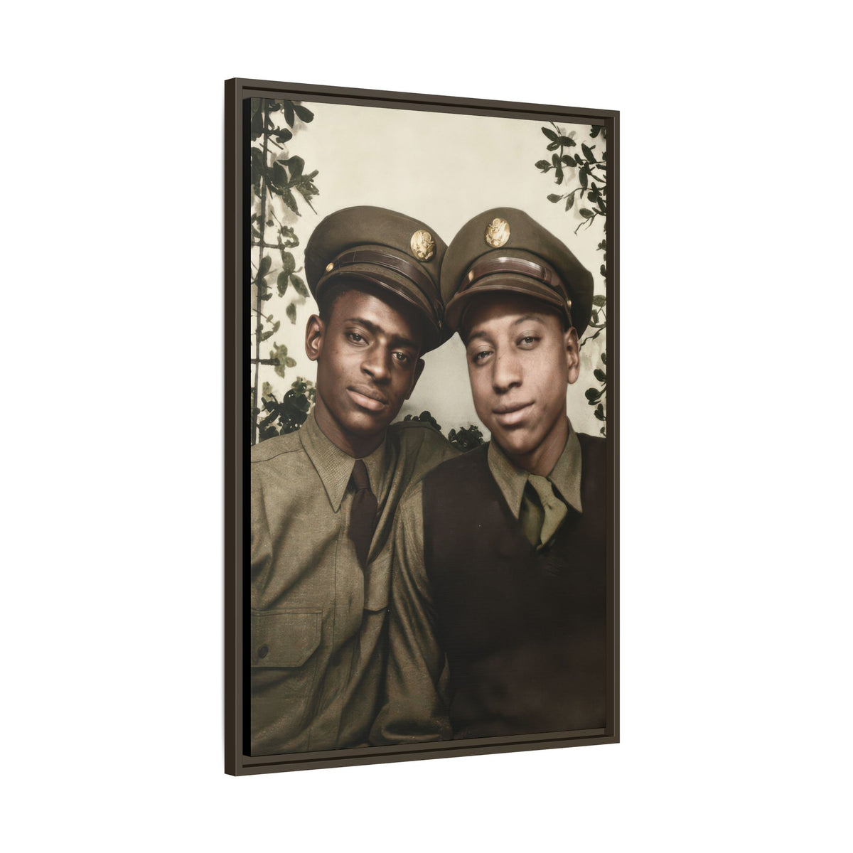 paire 152 | Framed Vintage Photo - Matte Canvas
