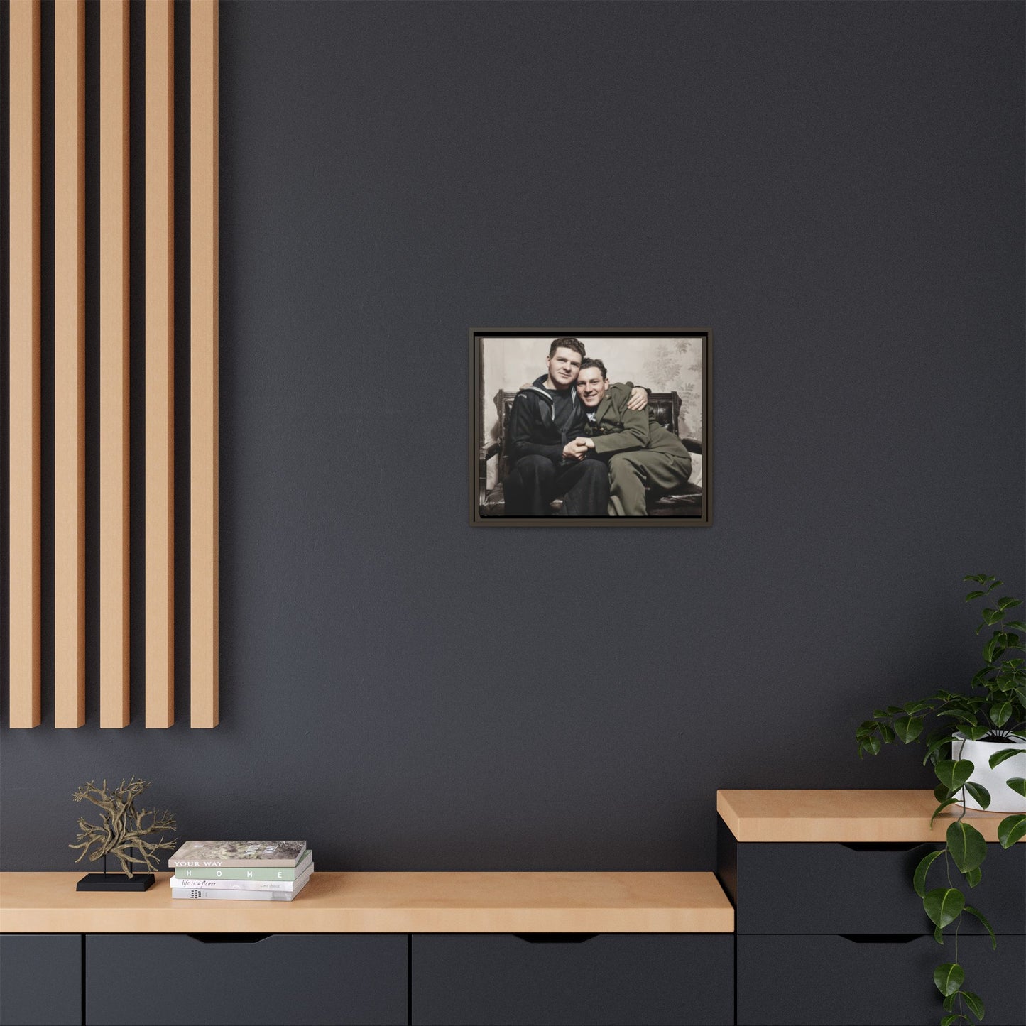 paire 087 | Framed Vintage Photo - Matte Canvas