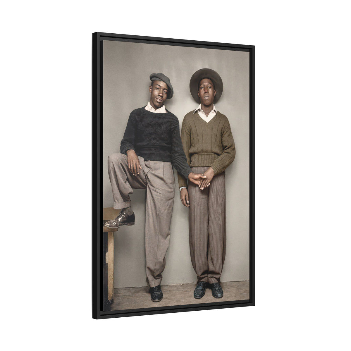 paire 161 | Framed Vintage Photo - Matte Canvas