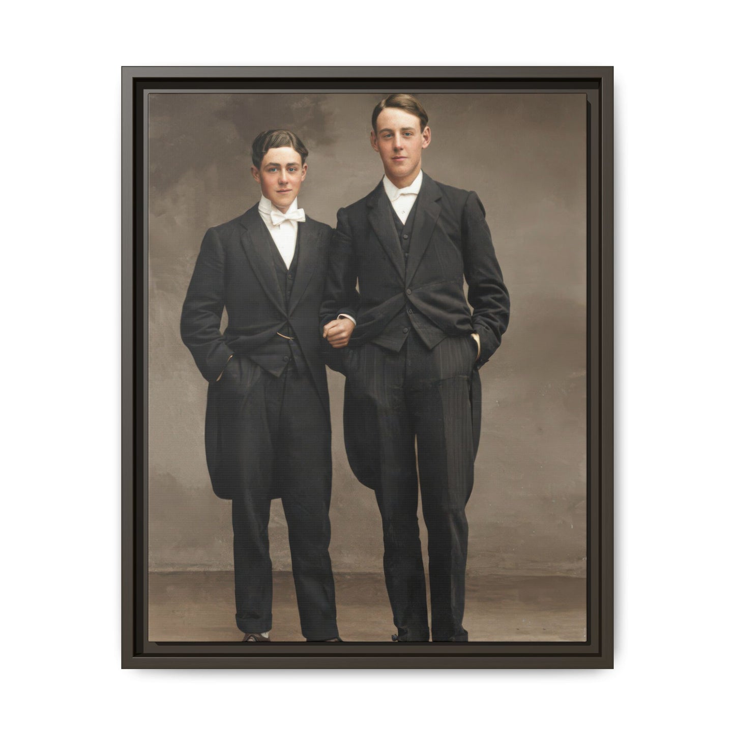 paire 131 | Framed Vintage Photo - Matte Canvas