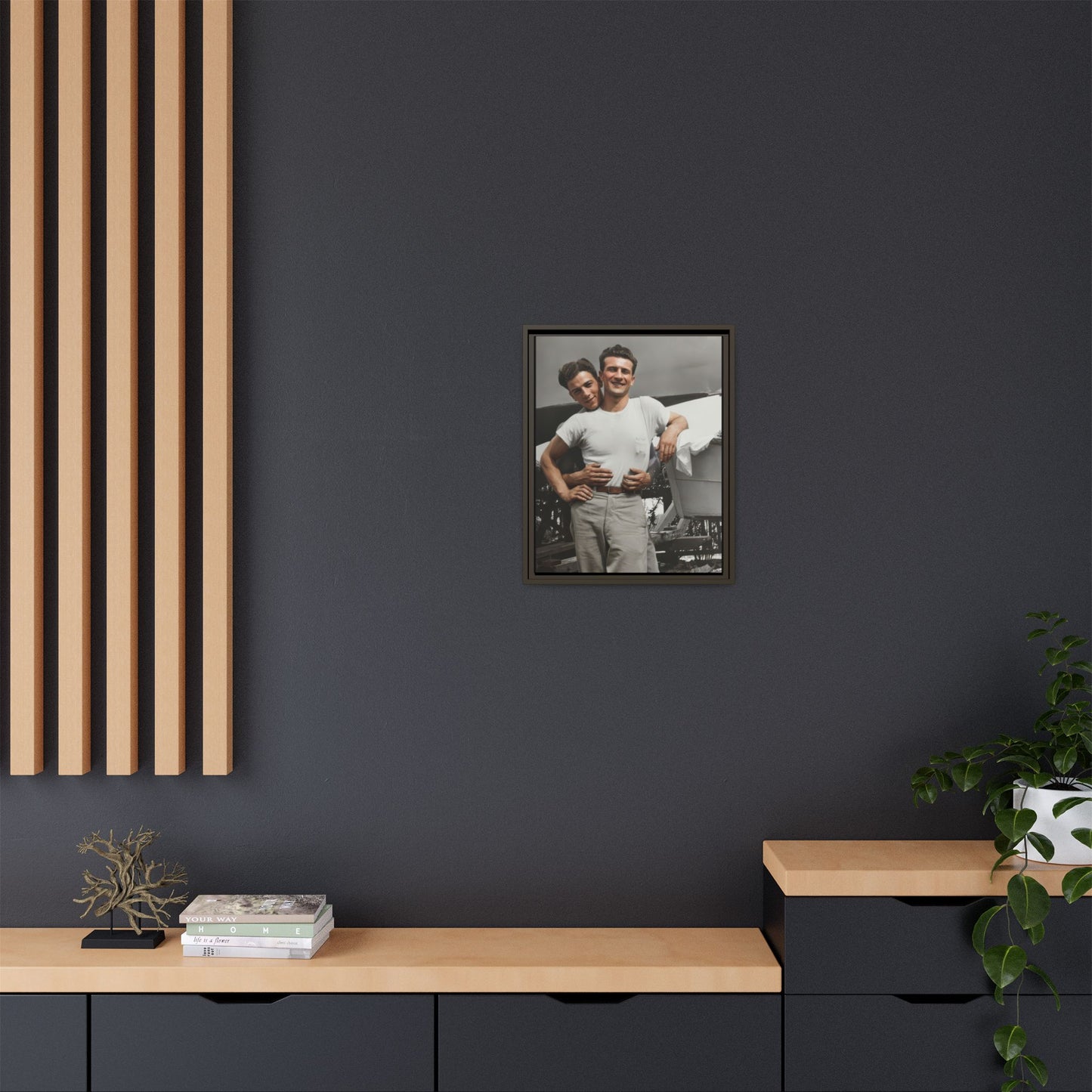 paire 150 | Framed Vintage Photo - Matte Canvas