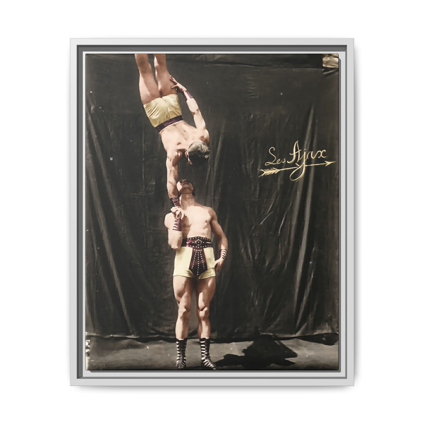 athlétisme 016 | Framed Vintage Photo - Matte Canvas