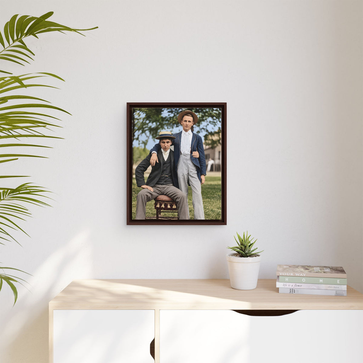 paire 167 | Framed Vintage Photo - Matte Canvas