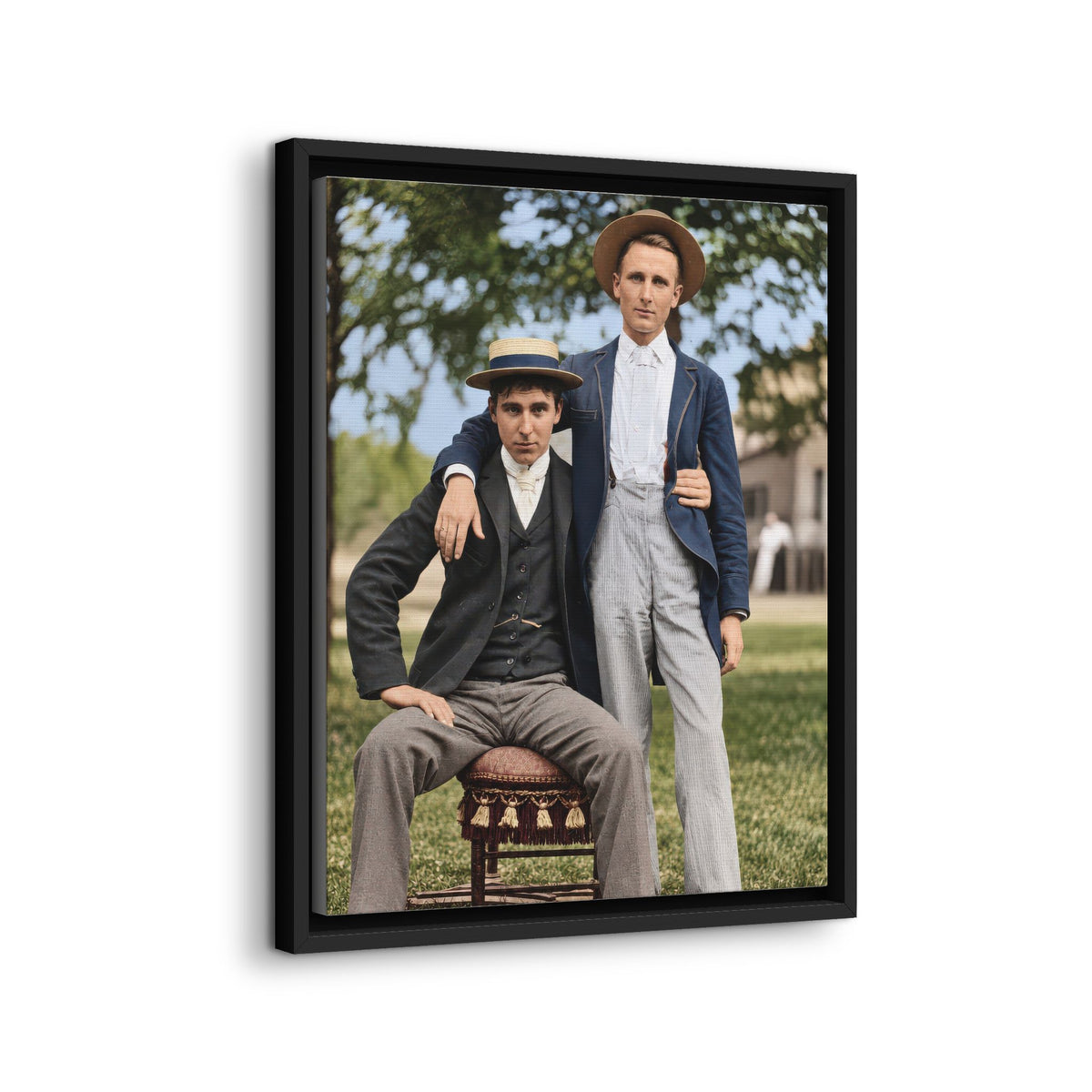 paire 167 | Framed Vintage Photo - Matte Canvas