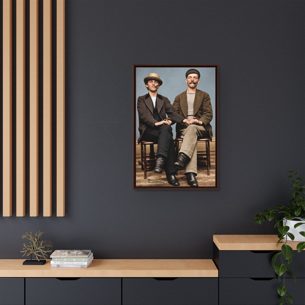 paire 170 | Framed Vintage Photo - Matte Canvas