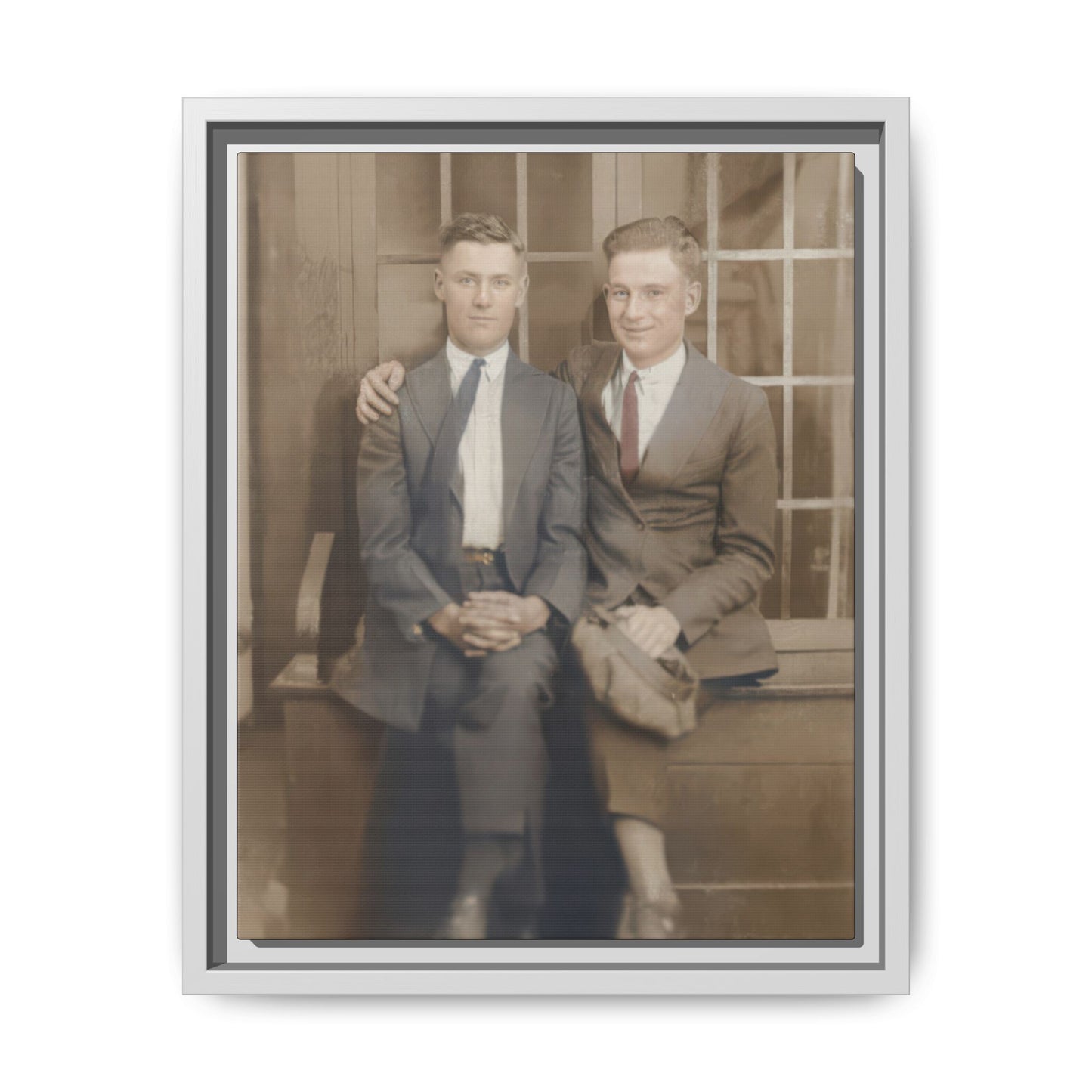 paire 105 | Framed Vintage Photo - Matte Canvas
