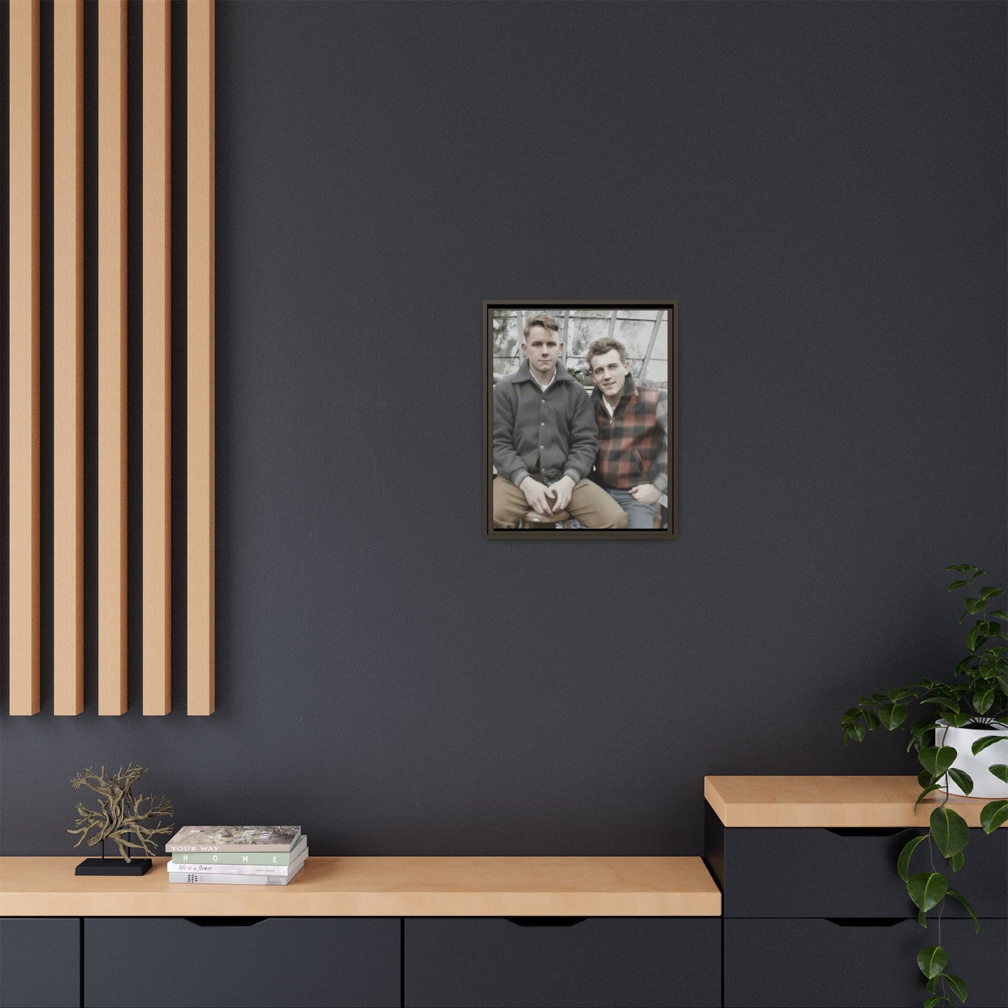 paire 104 | Framed Vintage Photo - Matte Canvas
