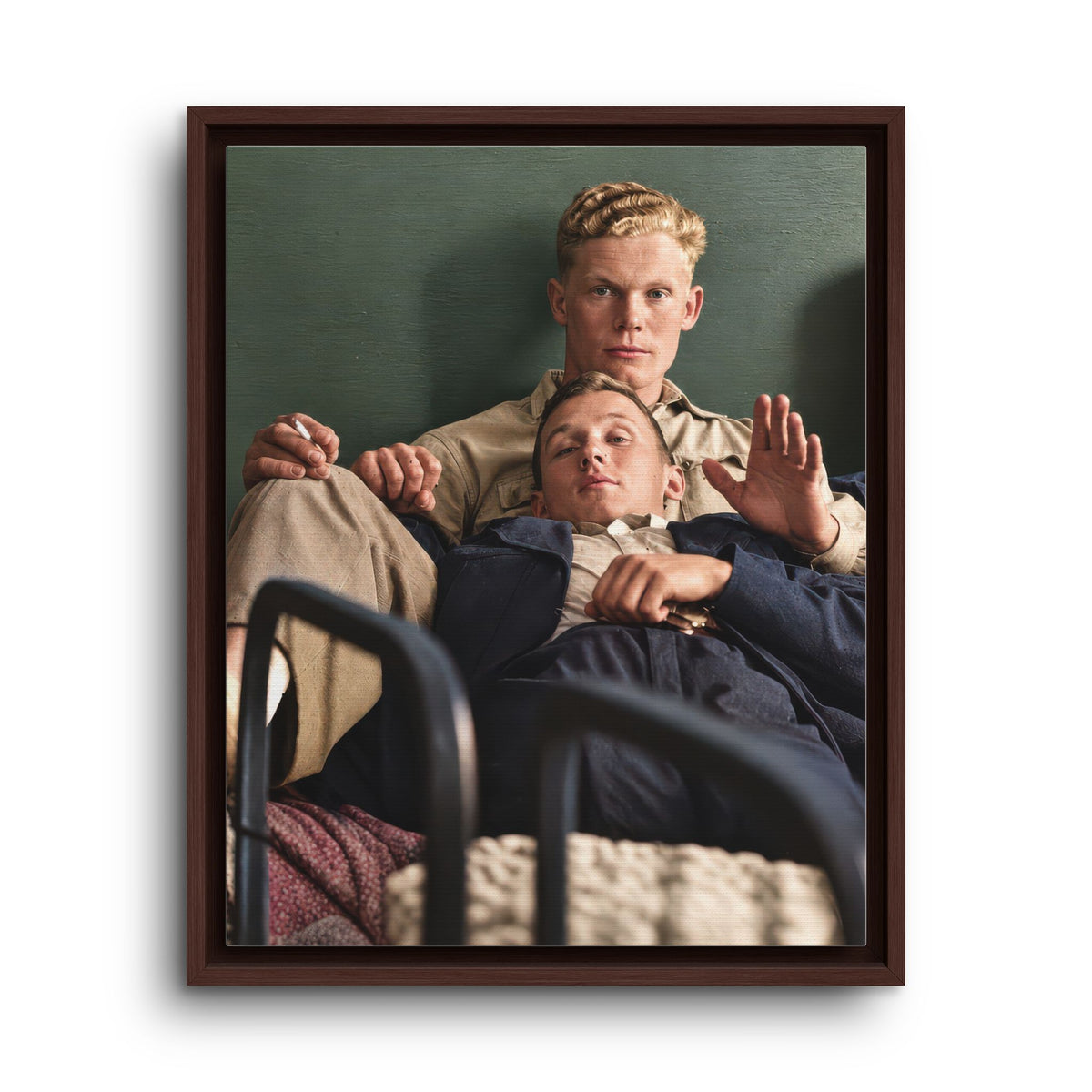 paire 046 | Framed Vintage Photo - Matte Canvas