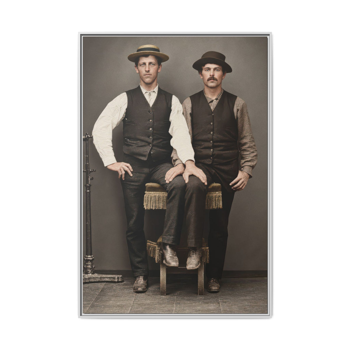 paire 163 | Framed Vintage Photo - Matte Canvas