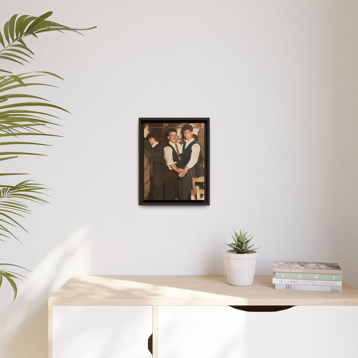 paire 134 | Framed Vintage Photo - Matte Canvas