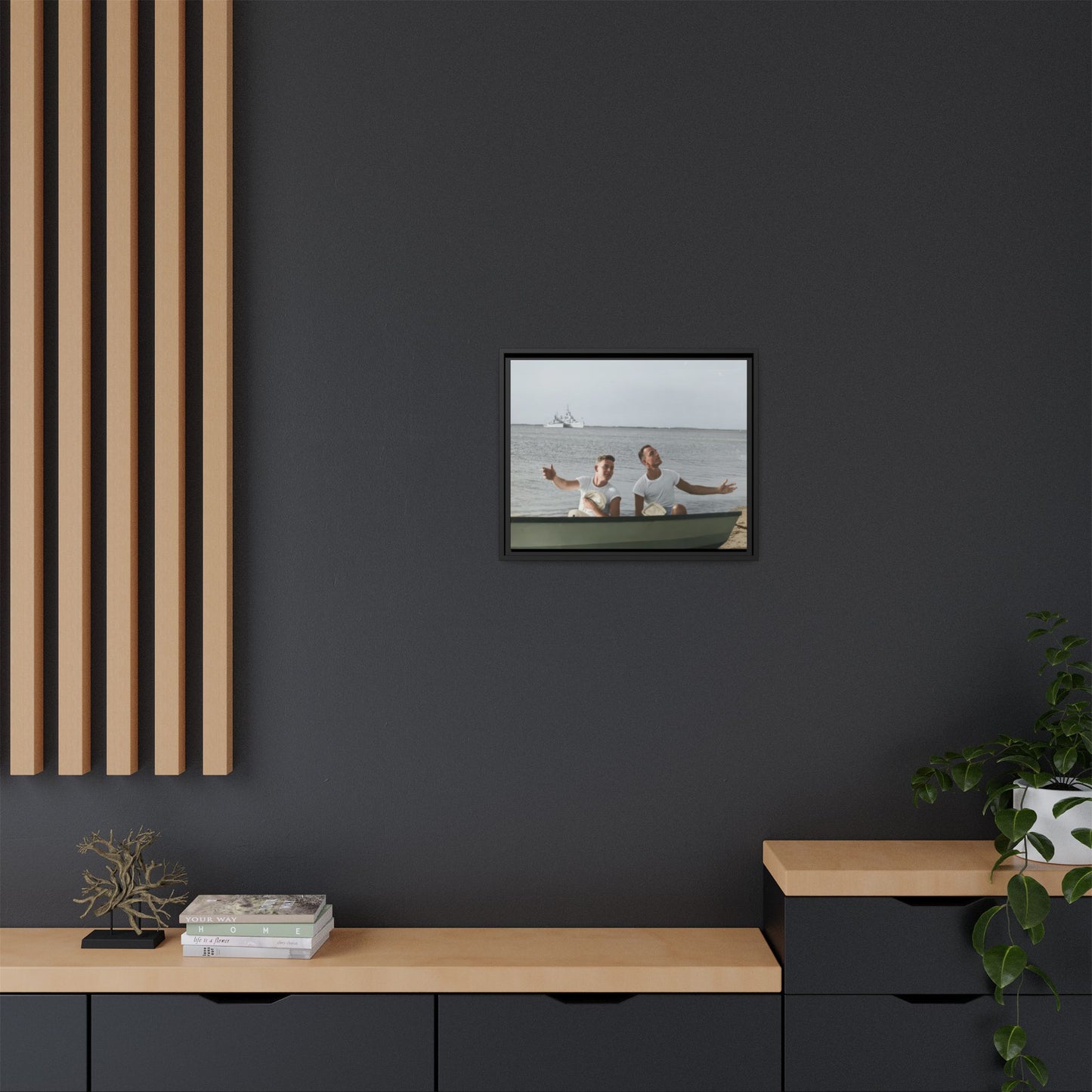 paire 099 | Framed Vintage Photo - Matte Canvas