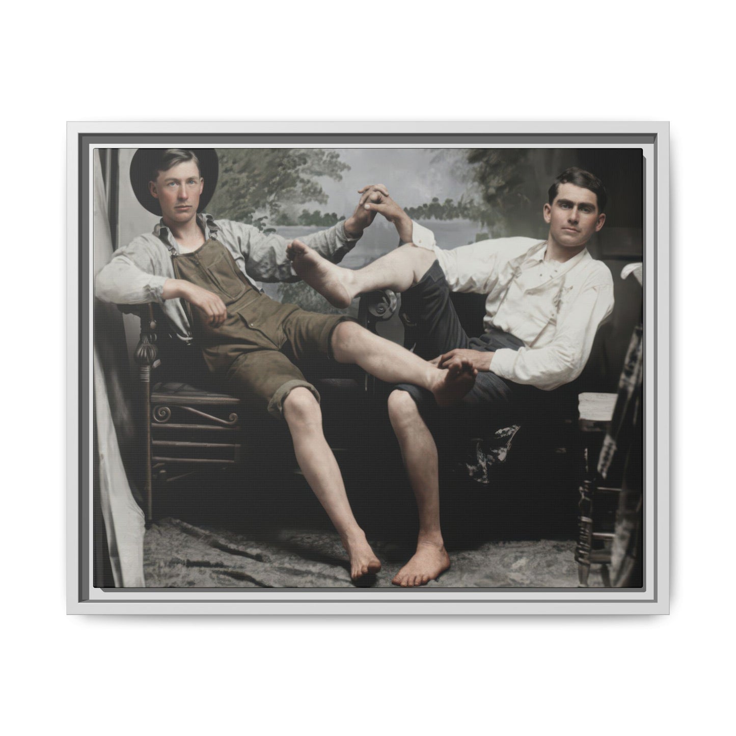 paire 118 | Framed Vintage Photo - Matte Canvas