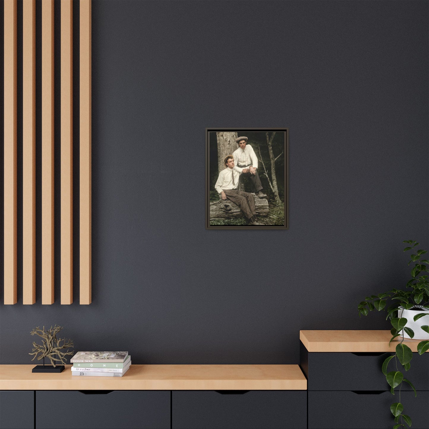 paire 140 | Framed Vintage Photo - Matte Canvas