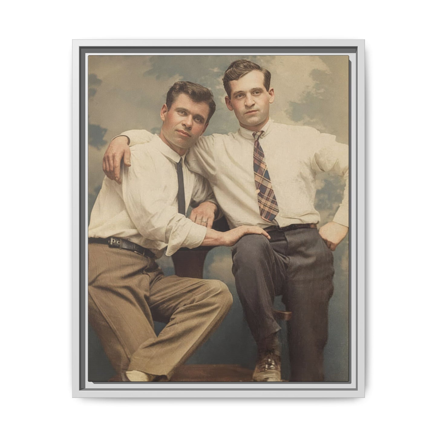 paire 069 | Framed Vintage Photo - Matte Canvas