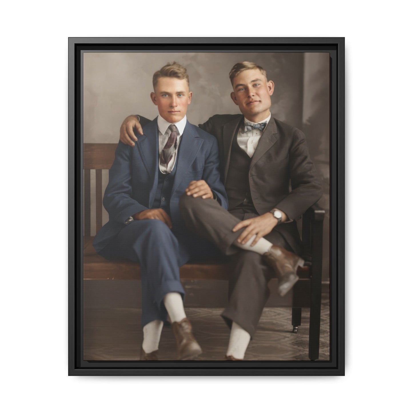paire 128 | Framed Vintage Photo - Matte Canvas