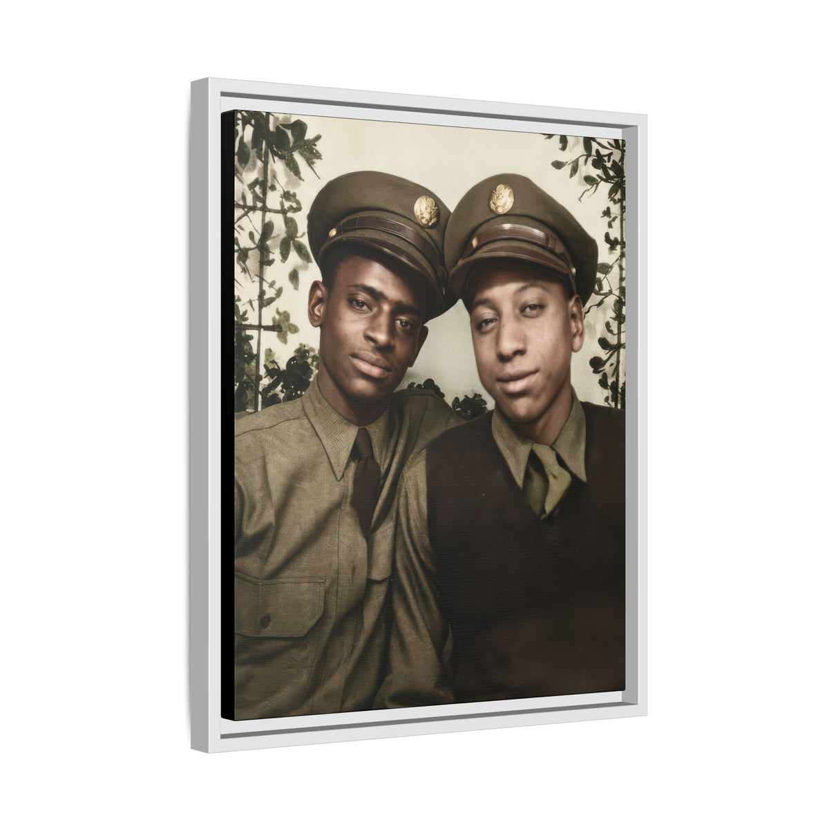 paire 152 | Framed Vintage Photo - Matte Canvas