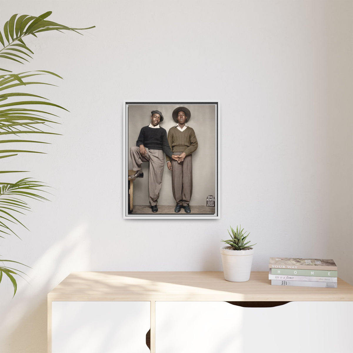 paire 161 | Framed Vintage Photo - Matte Canvas