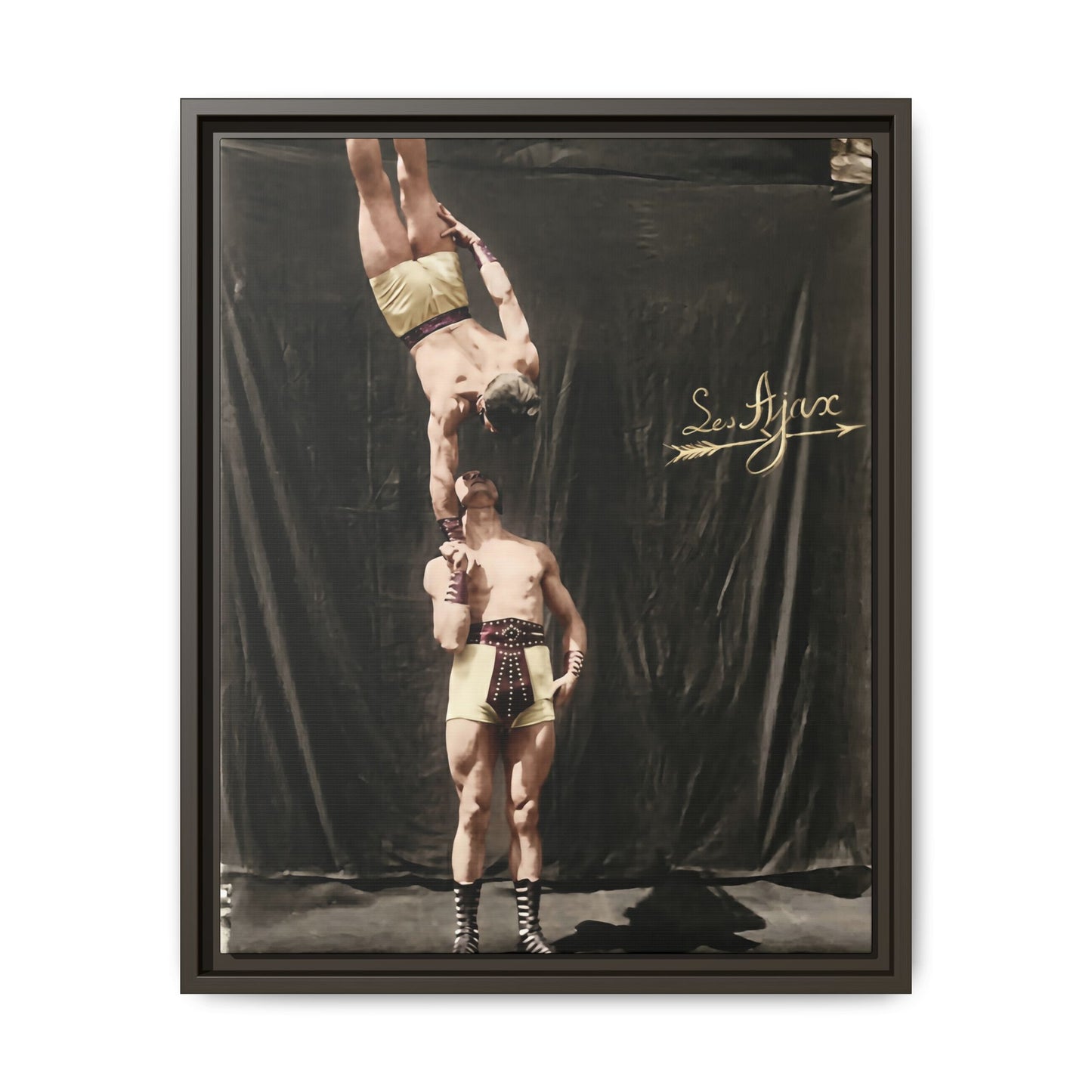 athlétisme 016 | Framed Vintage Photo - Matte Canvas