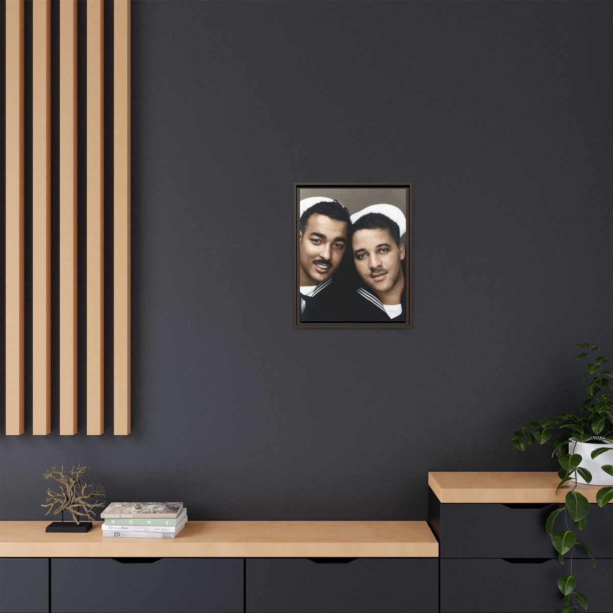 paire 157 | Framed Vintage Photo - Matte Canvas