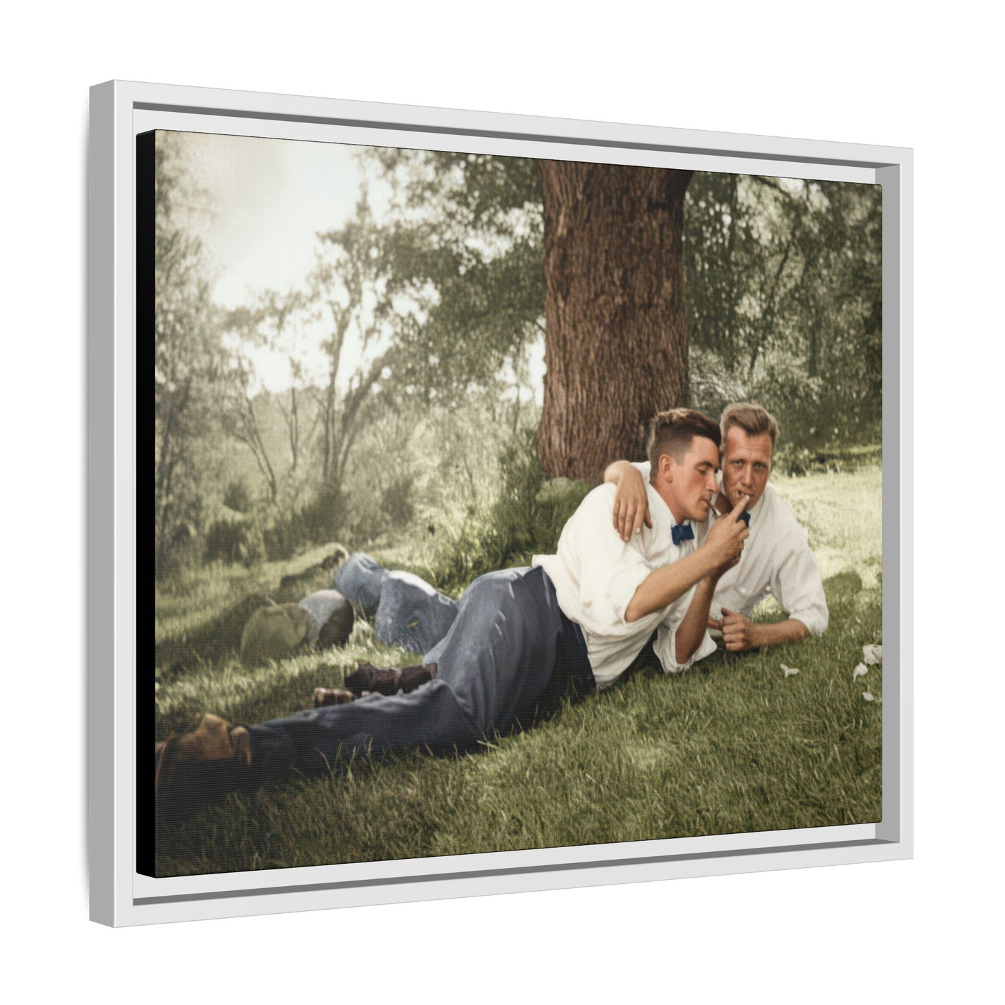paire 137 | Framed Vintage Photo - Matte Canvas