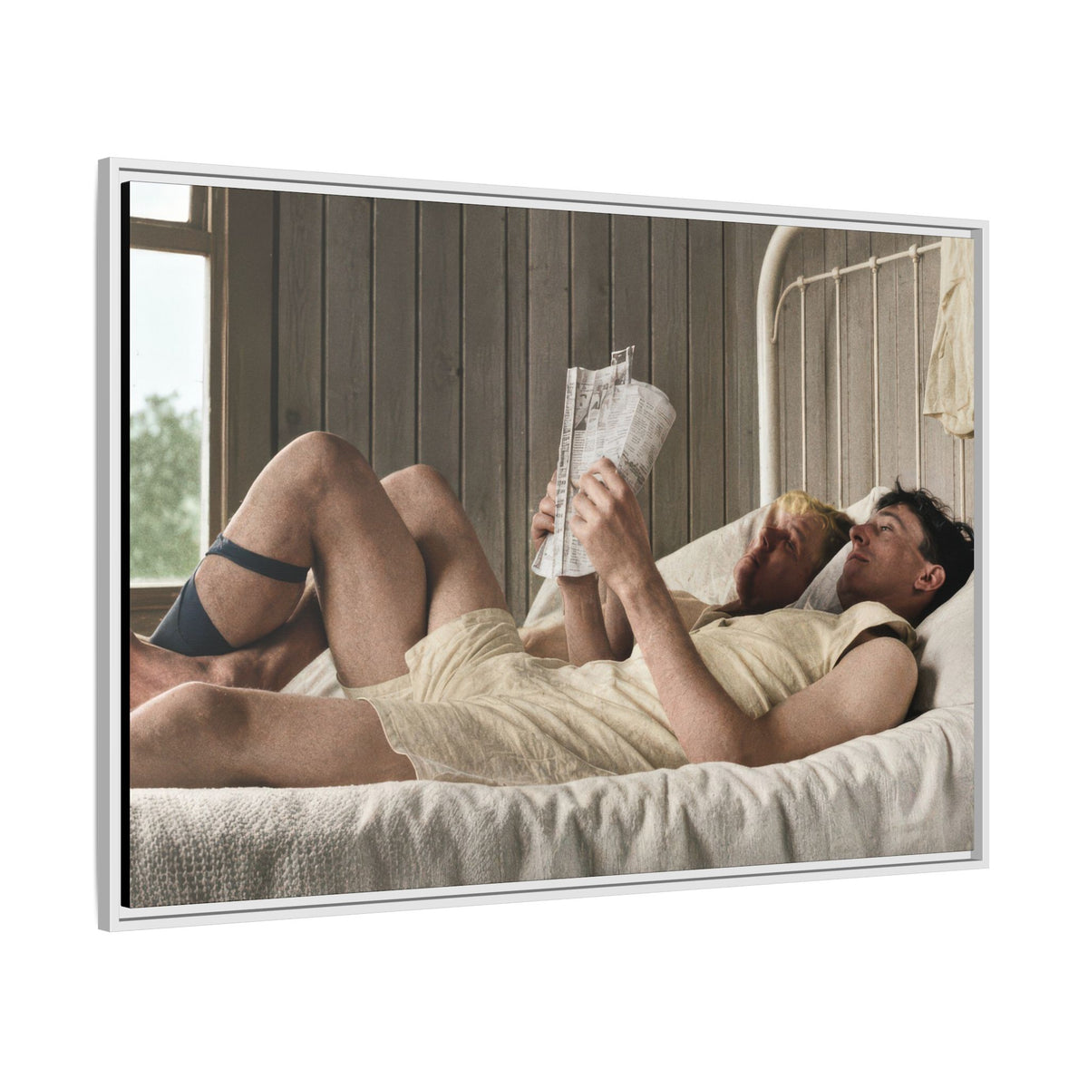 paire 160 | Framed Vintage Photo - Matte Canvas