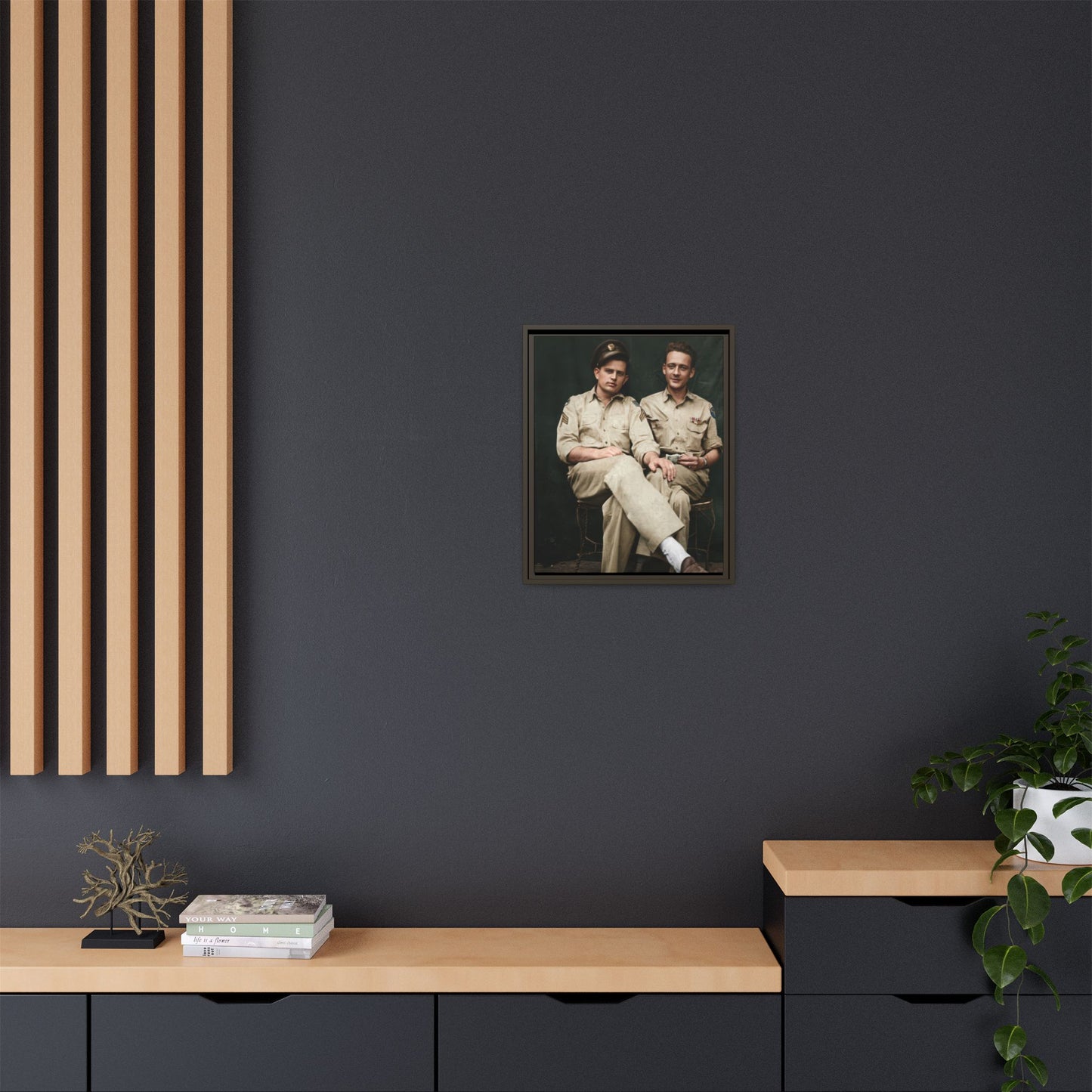 paire 135 | Framed Vintage Photo - Matte Canvas