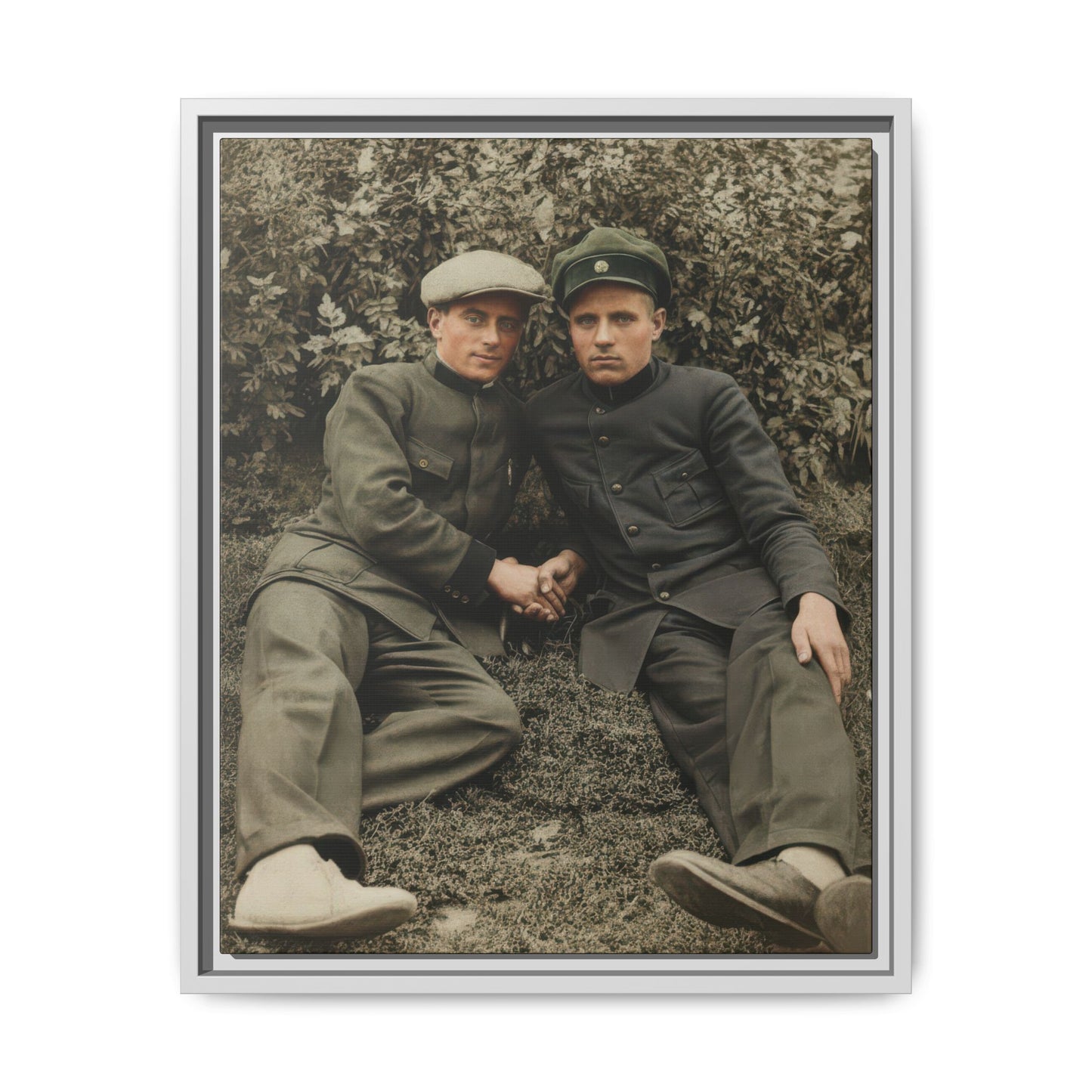 paire 127 | Framed Vintage Photo - Matte Canvas