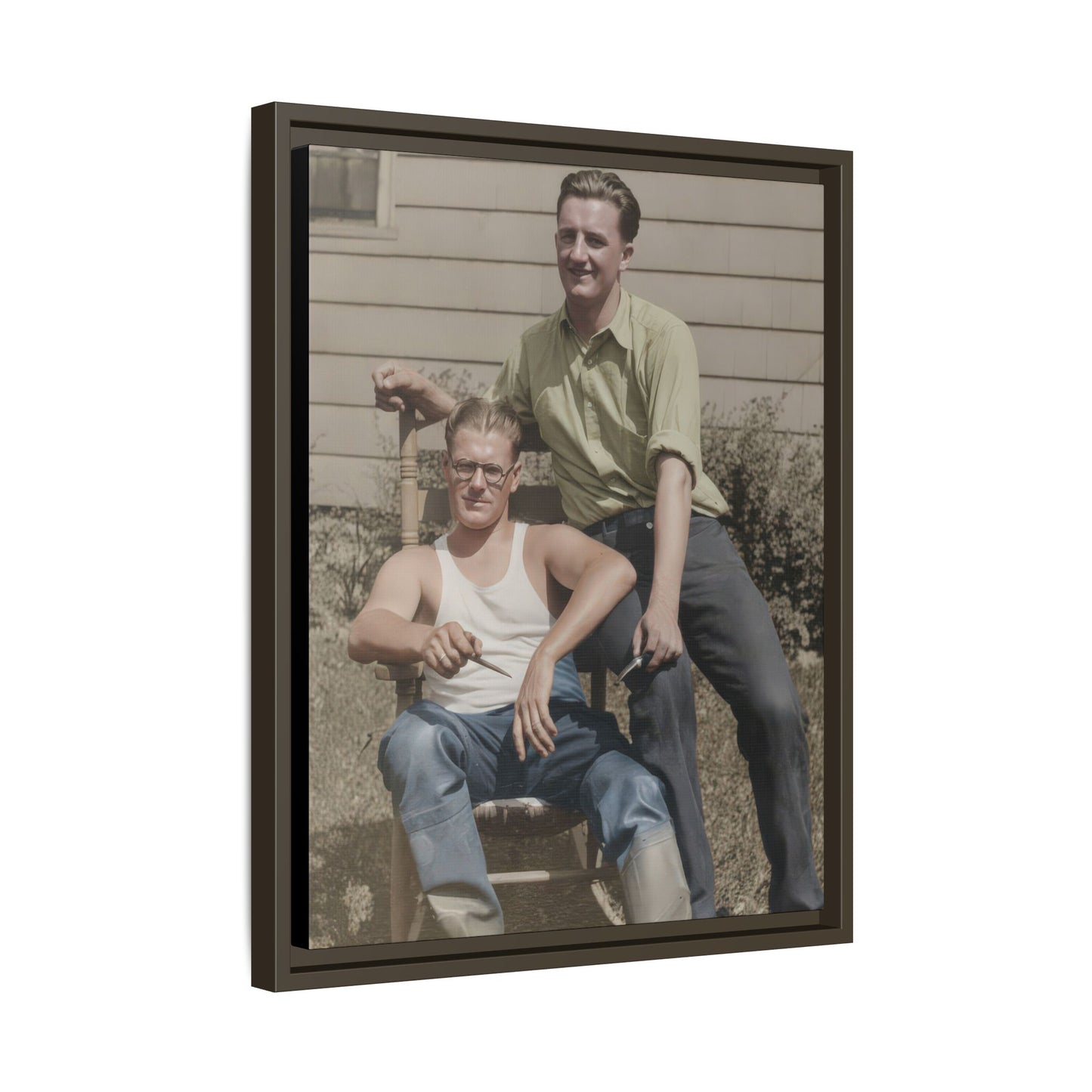paire 064 | Framed Vintage Photo - Matte Canvas