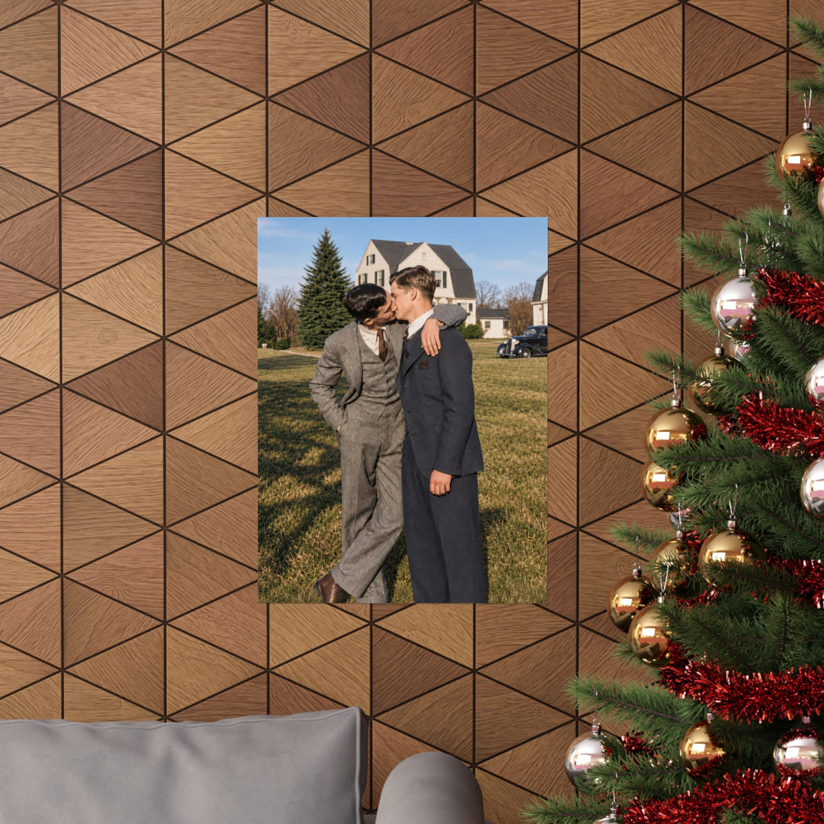 Paire 005 | Two Men Kissing in a Residential Yard | Vintage Photography Poster