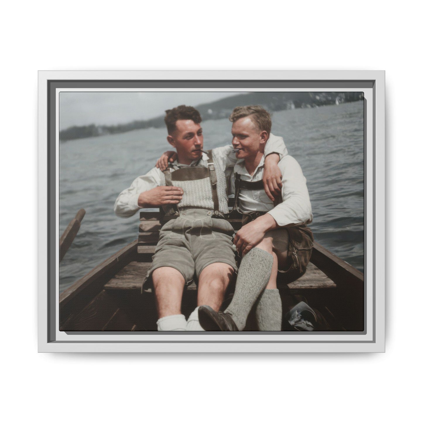 paire 116 | Framed Vintage Photo - Matte Canvas