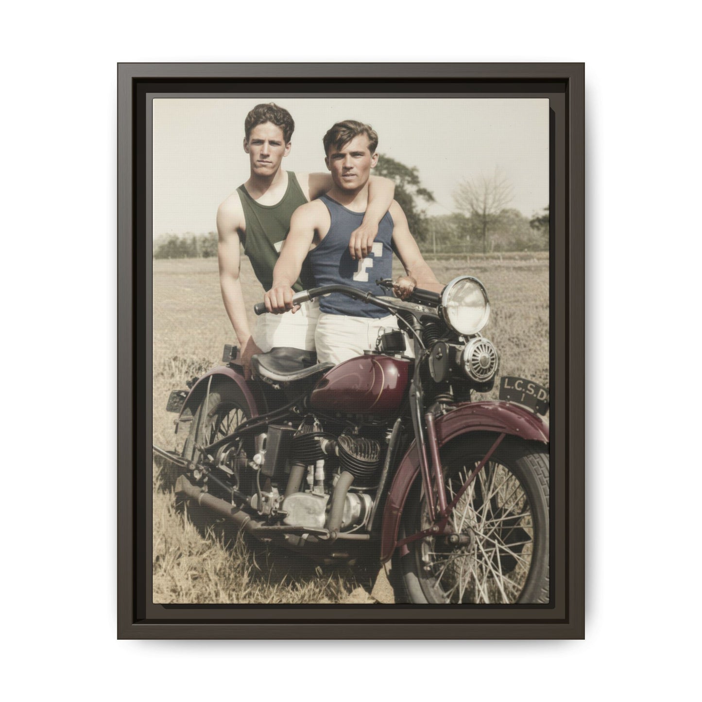 paire 055 | Framed Vintage Photo - Matte Canvas
