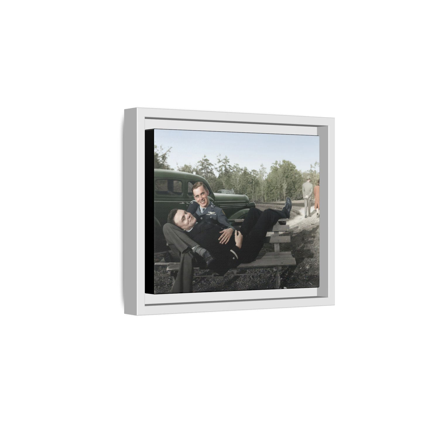 paire 107 | Framed Vintage Photo - Matte Canvas