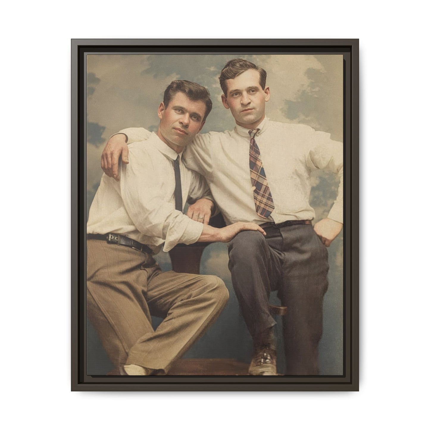 paire 069 | Framed Vintage Photo - Matte Canvas