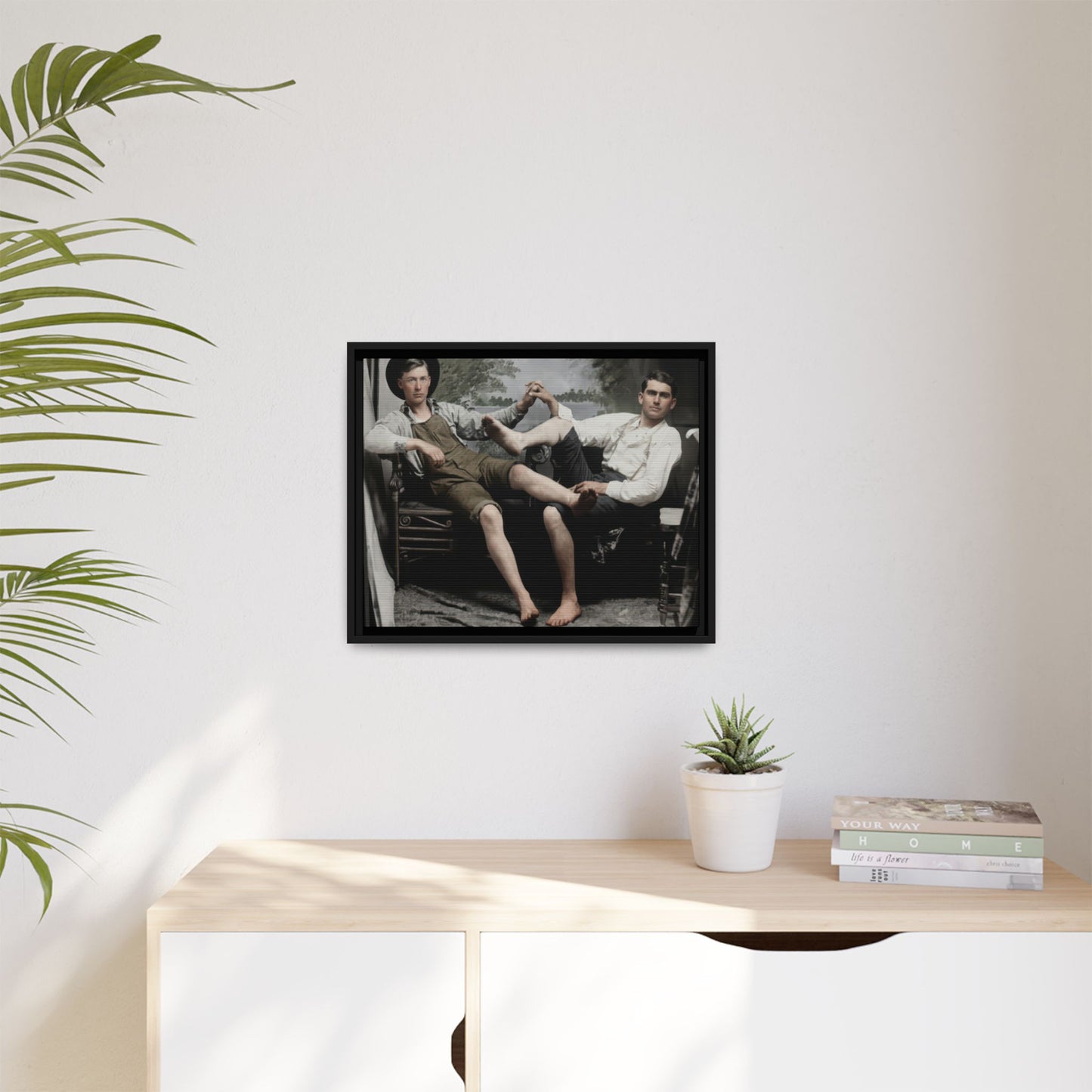 paire 118 | Framed Vintage Photo - Matte Canvas