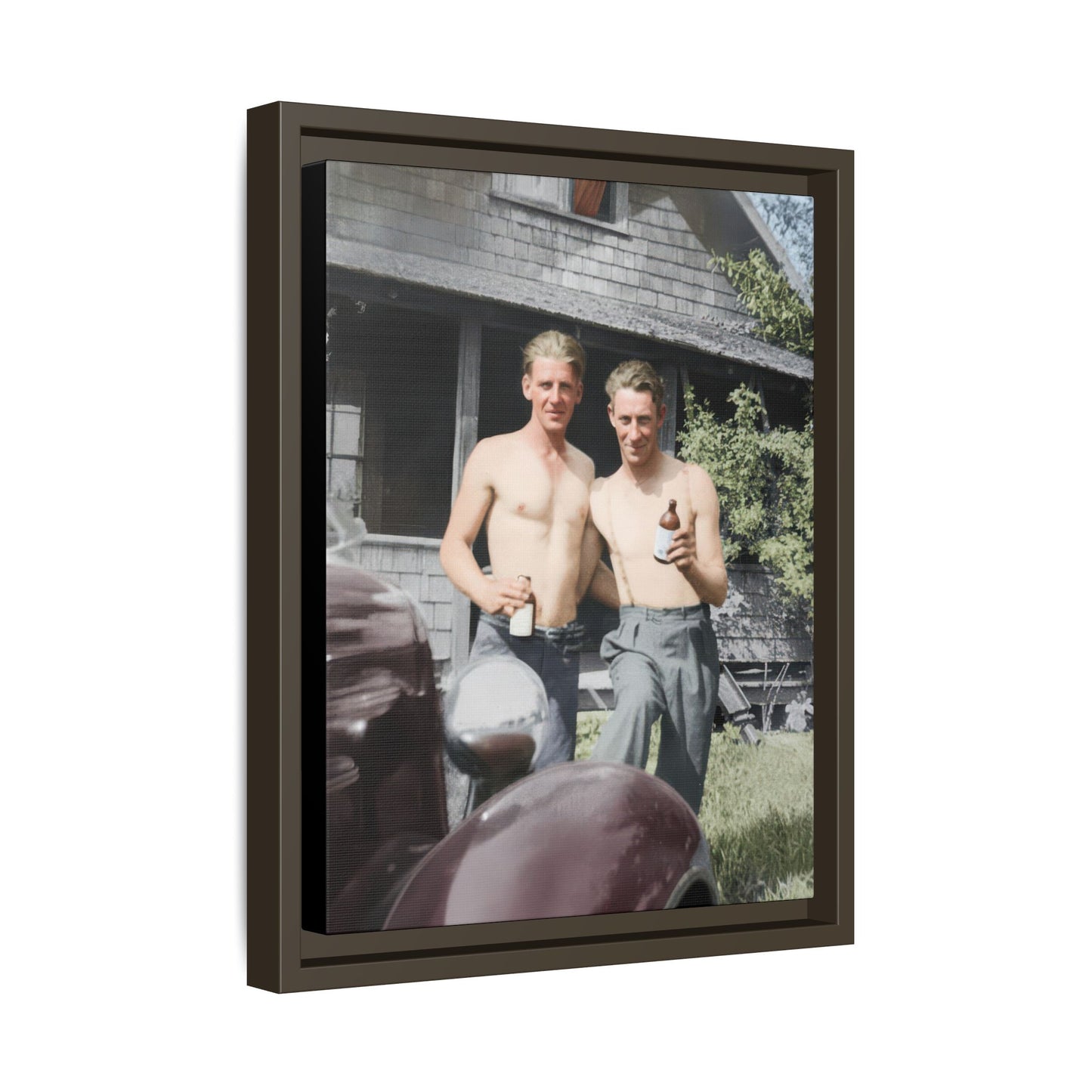 paire 109 | Framed Vintage Photo - Matte Canvas
