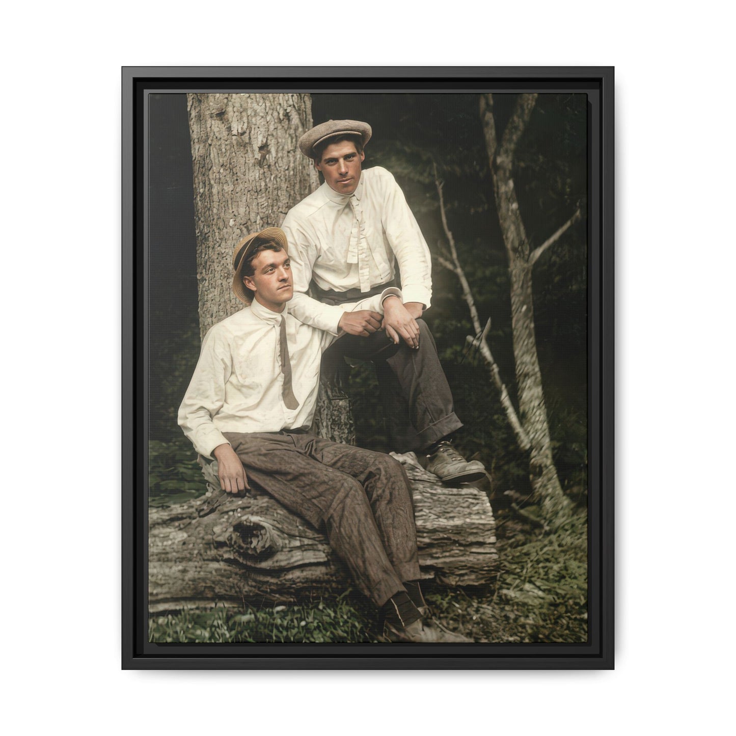 paire 140 | Framed Vintage Photo - Matte Canvas