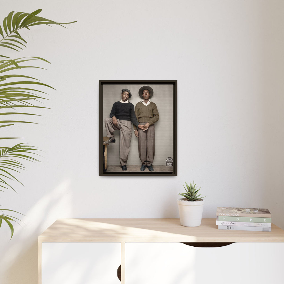 paire 161 | Framed Vintage Photo - Matte Canvas