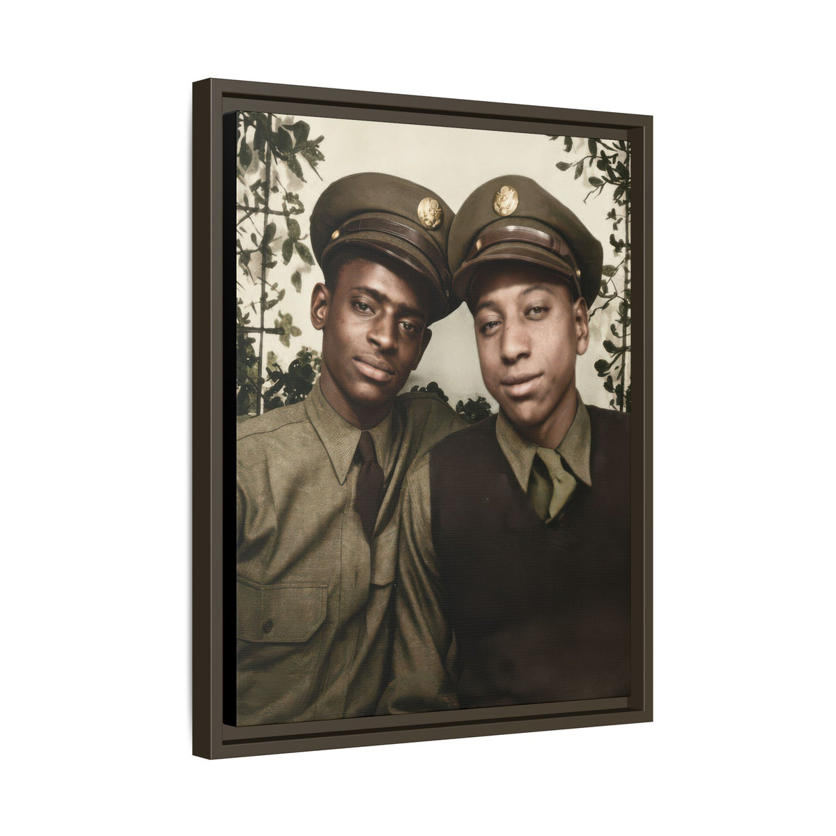 paire 152 | Framed Vintage Photo - Matte Canvas