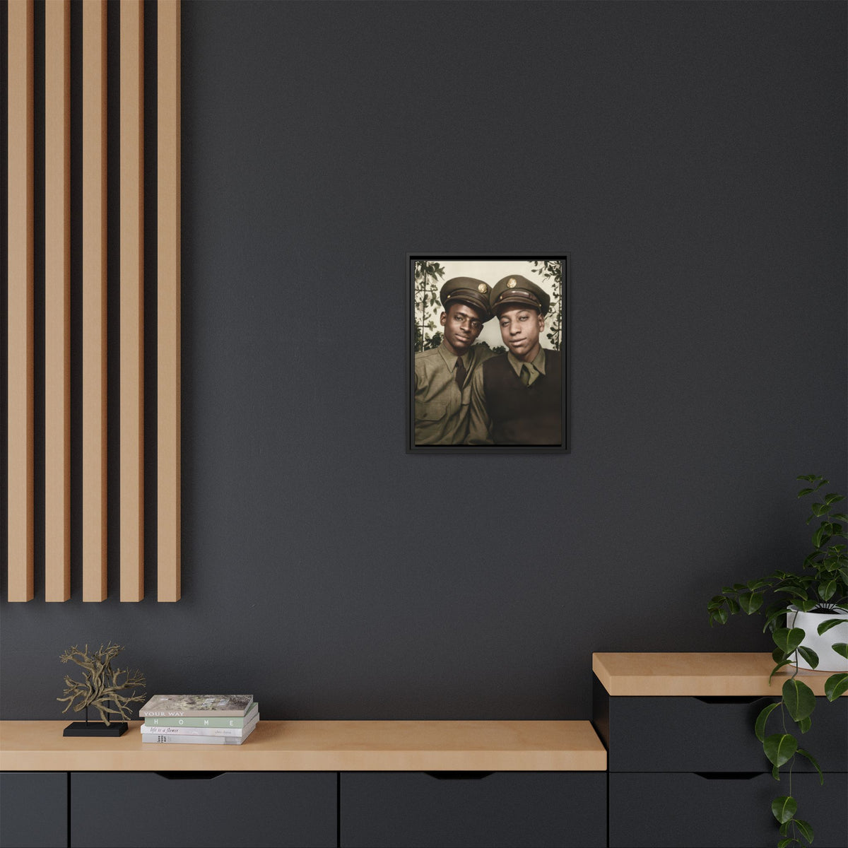paire 152 | Framed Vintage Photo - Matte Canvas