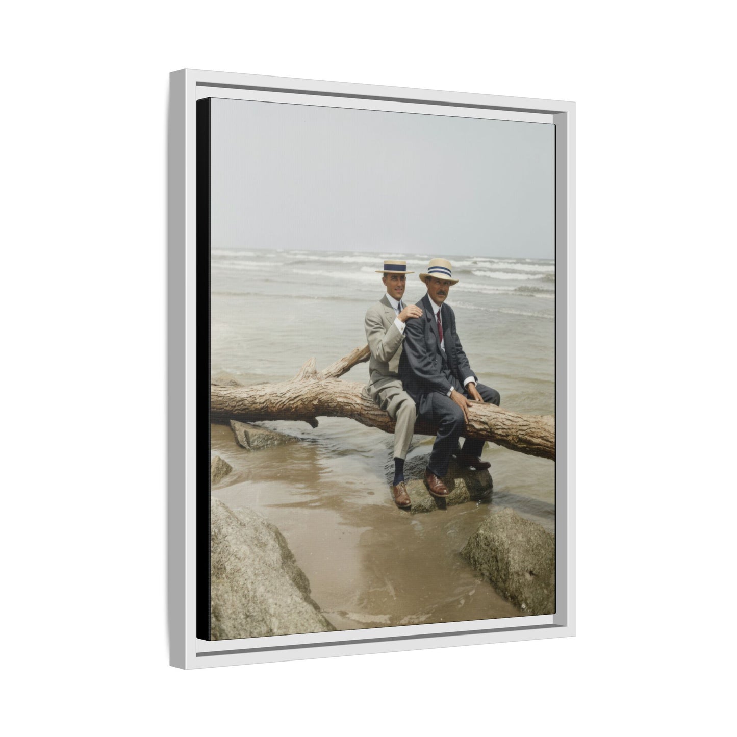 paire 031 | Framed Vintage Photo - Matte Canvas